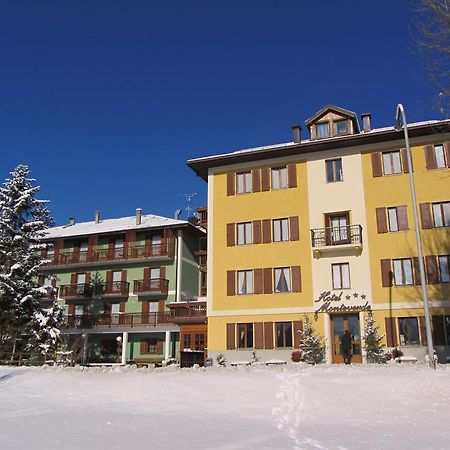 Albergo Monteverde Lavarone Buitenkant foto