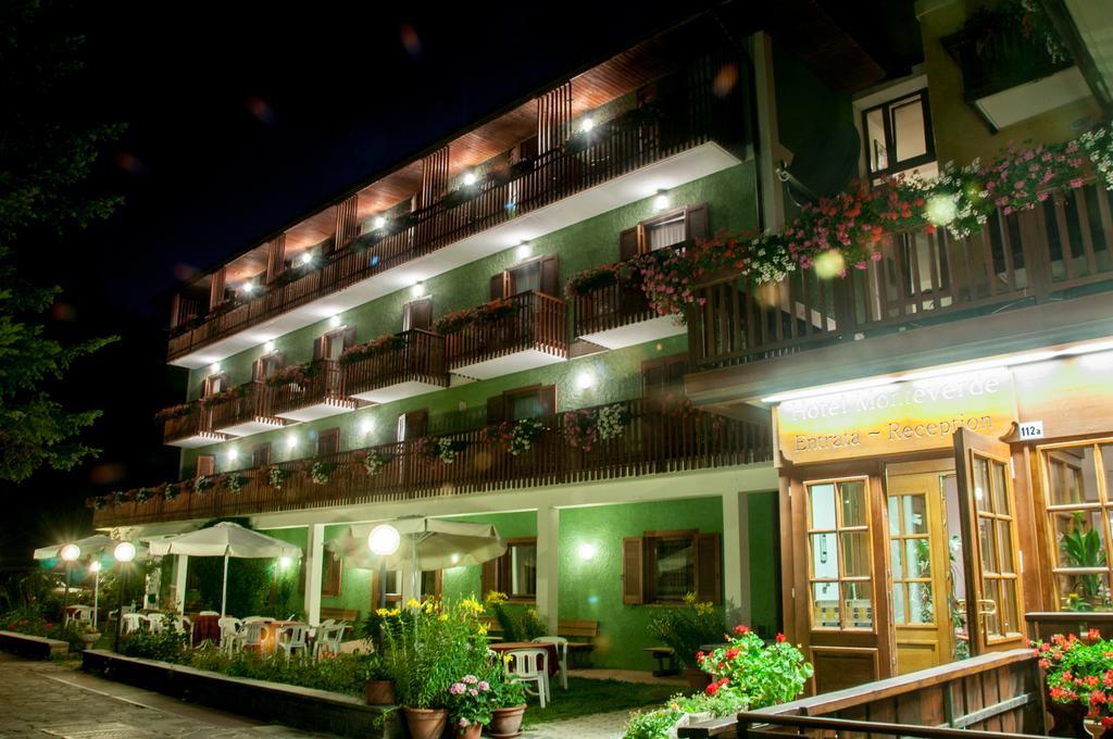 Albergo Monteverde Lavarone Buitenkant foto